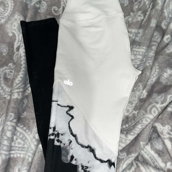 Alo leggings white marble with black mesh - Picture 1 of 6